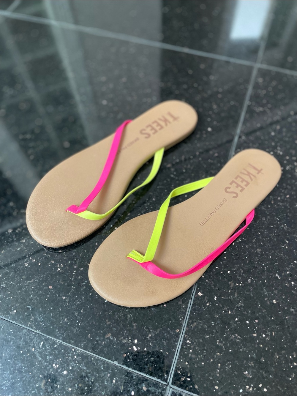TKEES Neon Pink & Lime Thin-Strap Sandals